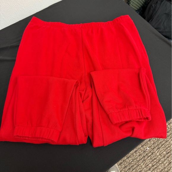 Universal Thread Red Sweatpants - Picture 2 of 3